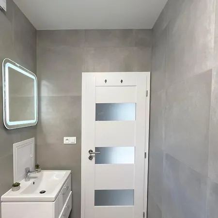 2 Moderne Apartmany 19 A 95 V Sukromi V Centre Mesta Turcianske Teplice Exterior photo