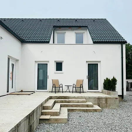 2 Moderne Apartmany 19 A 95 V Sukromi V Centre Mesta Turcianske Teplice Exterior photo